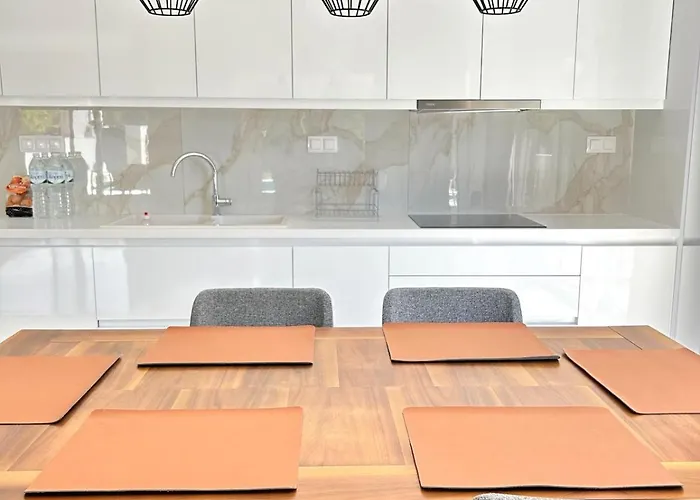 Falcone Resident ヴィラ *