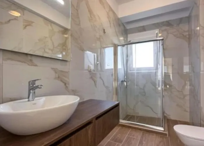 ヴィラ Falcone Resident ニキティ